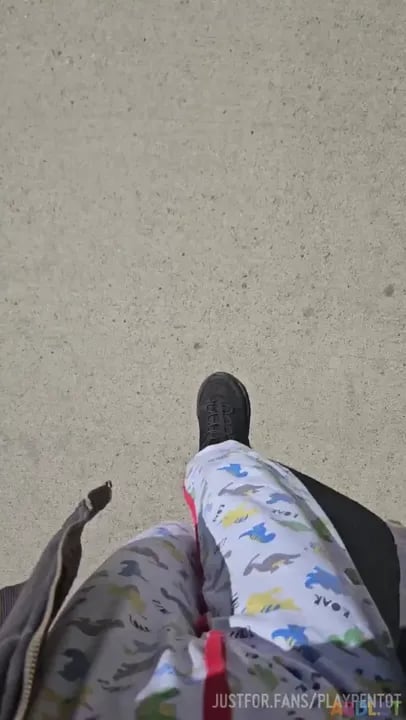 Playpentot - Footie Walks And Audio Play.mp4