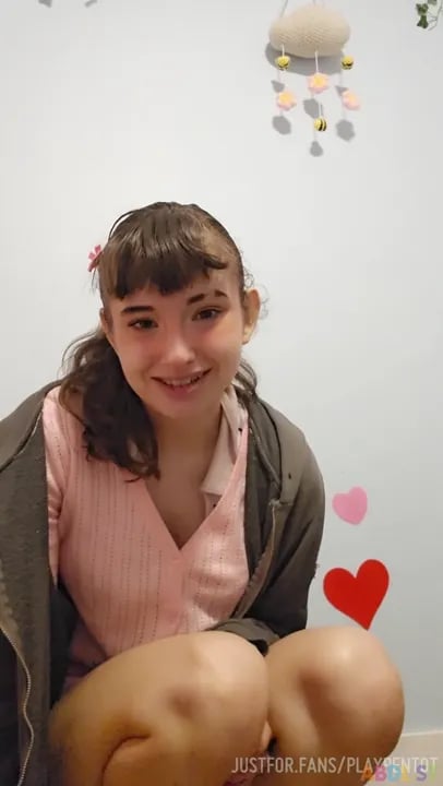 Playpentot - Little Belle Embarrassed Wetting Accident.mp4