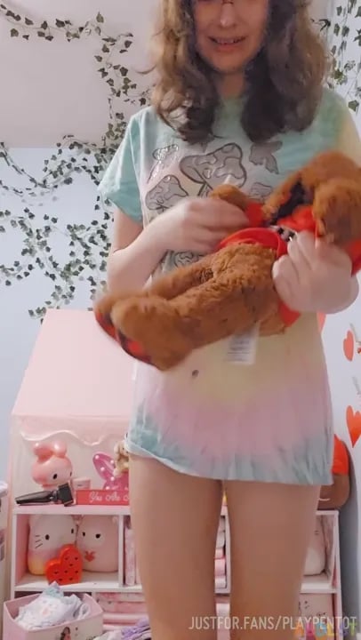 Playpentot - Little Potty Dance And Big Pee.mp4