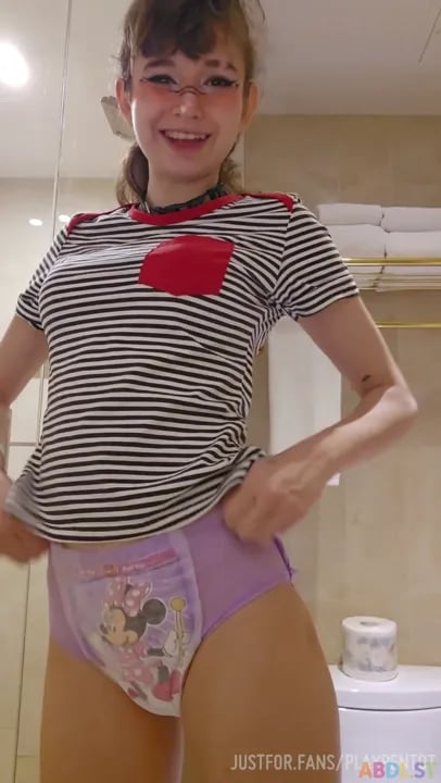 Playpentot - Minnie Mouse Pull Ups ABDL Fun.mp4