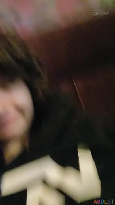 Playpentot - Naughty Diaper Flash In Public.mp4