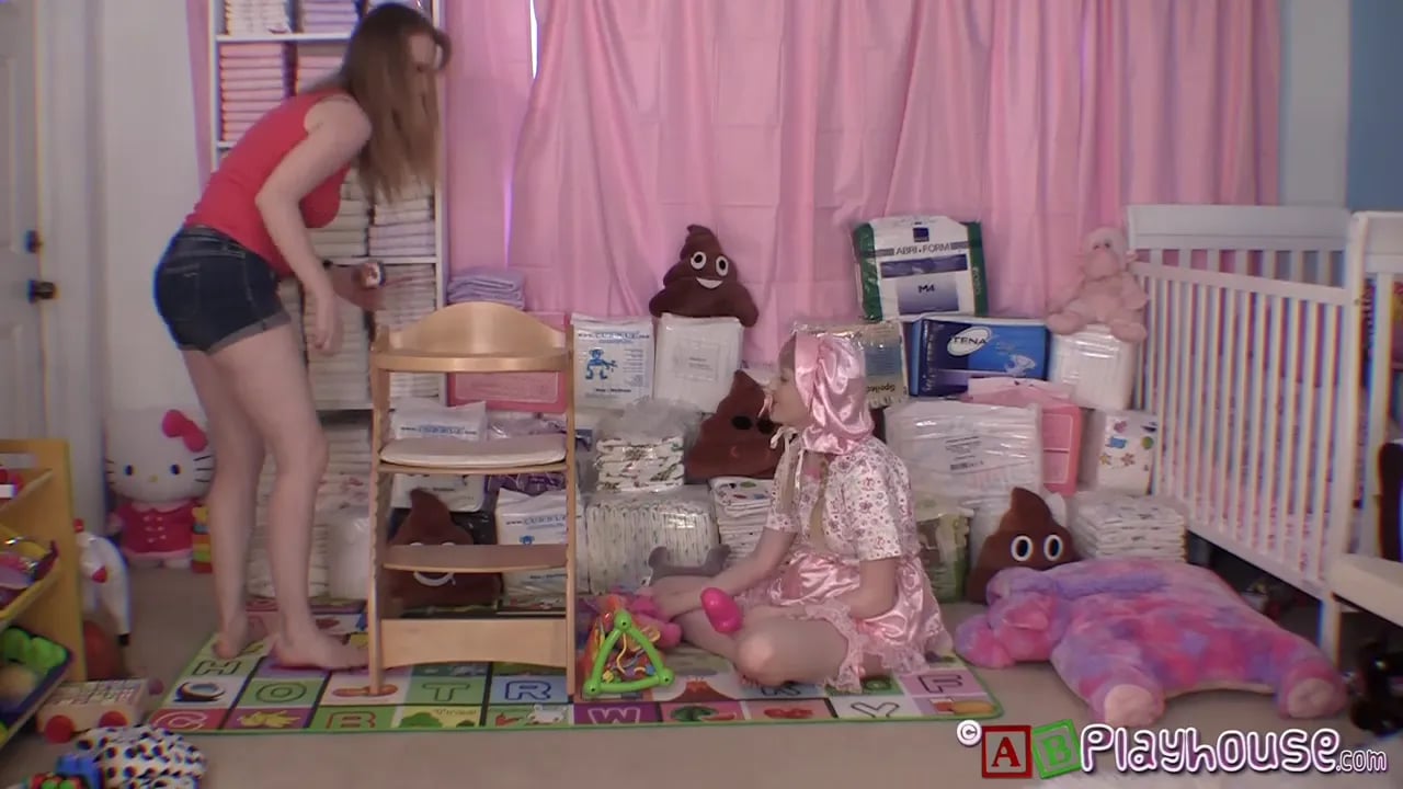 ABPlayhouse - Krystal Spell High Chair Fed Baby Food.mp4