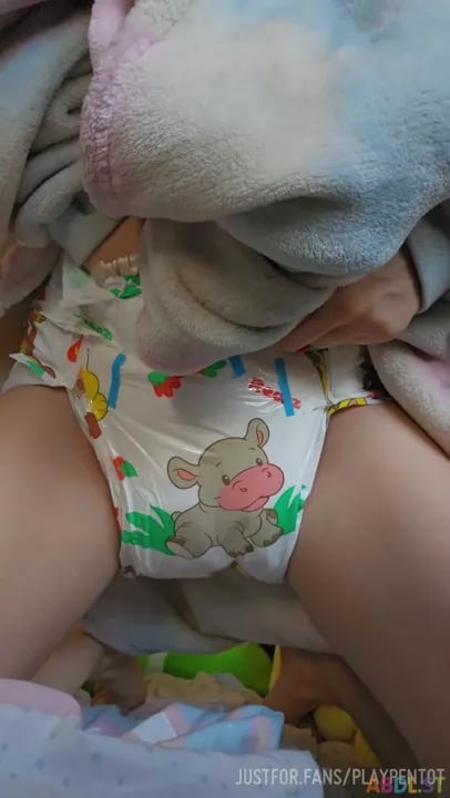 Playpentot - Safari Diaper Big Wetting.mp4