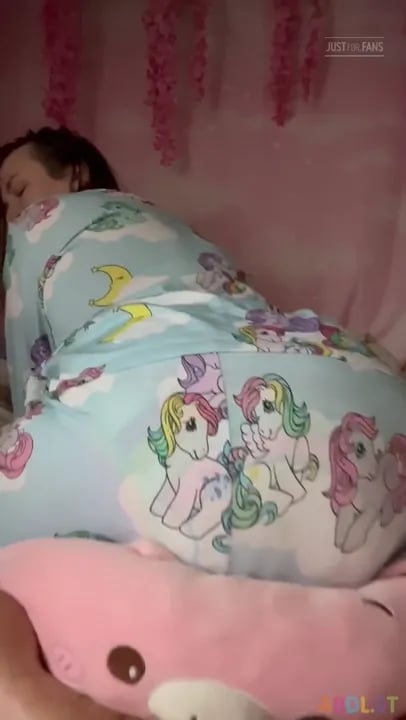Pulluppoofs - Daddy Controls My Remote Pussy Paci.mp4