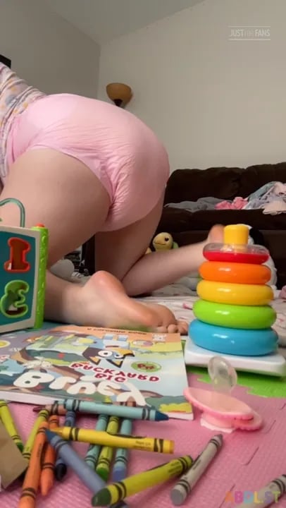 Pulluppoofs - Mushy Pamps Playtime Diaper Mess.mp4