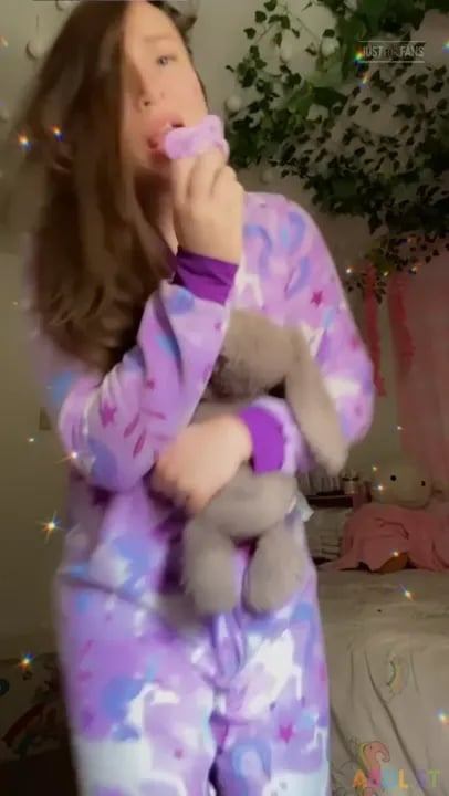 Pulluppoofs - Sweet Crybaby Messy Diaper Change.mp4